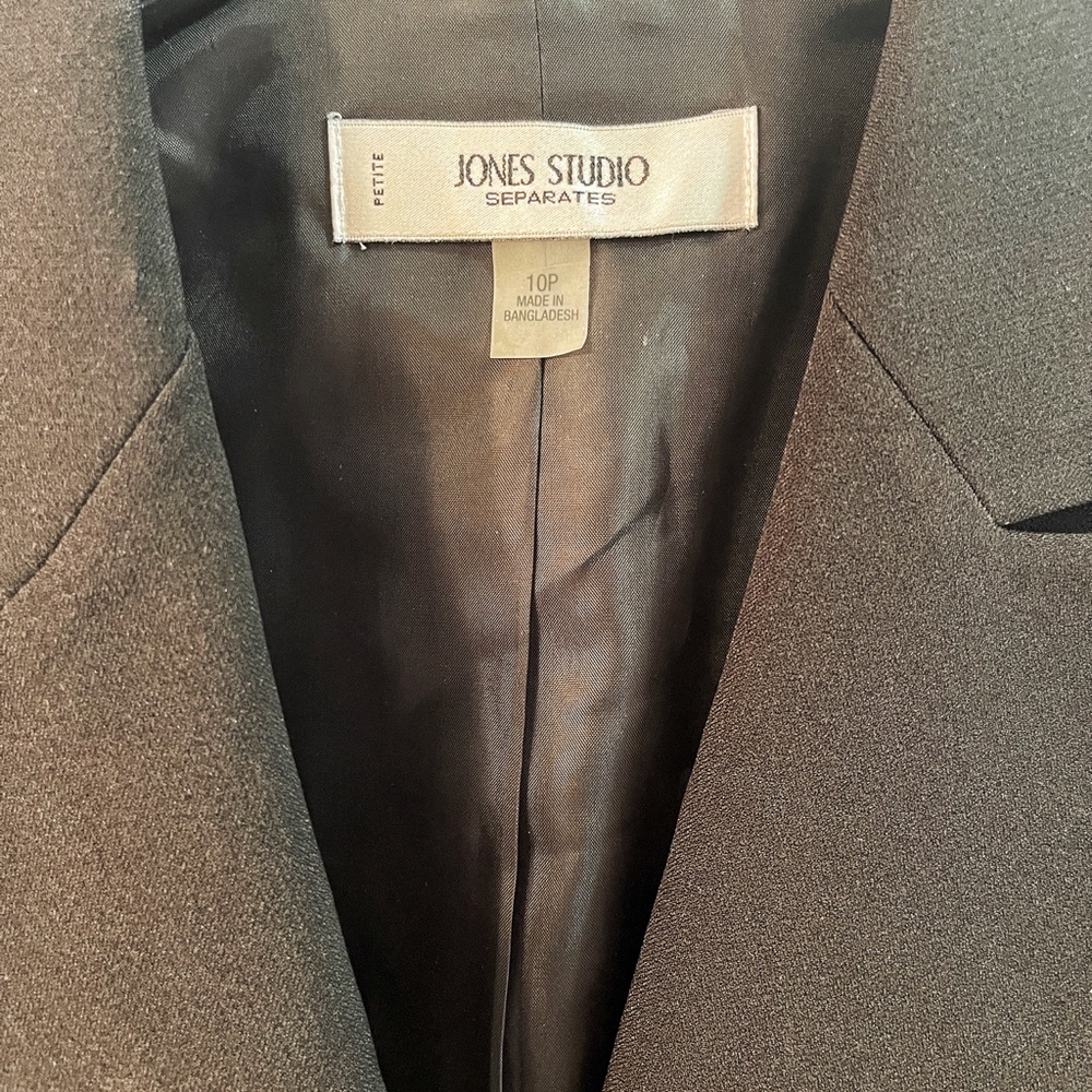 Jones Studio Suit Jacket + Roz & Ali pants - Picture 7 of 7